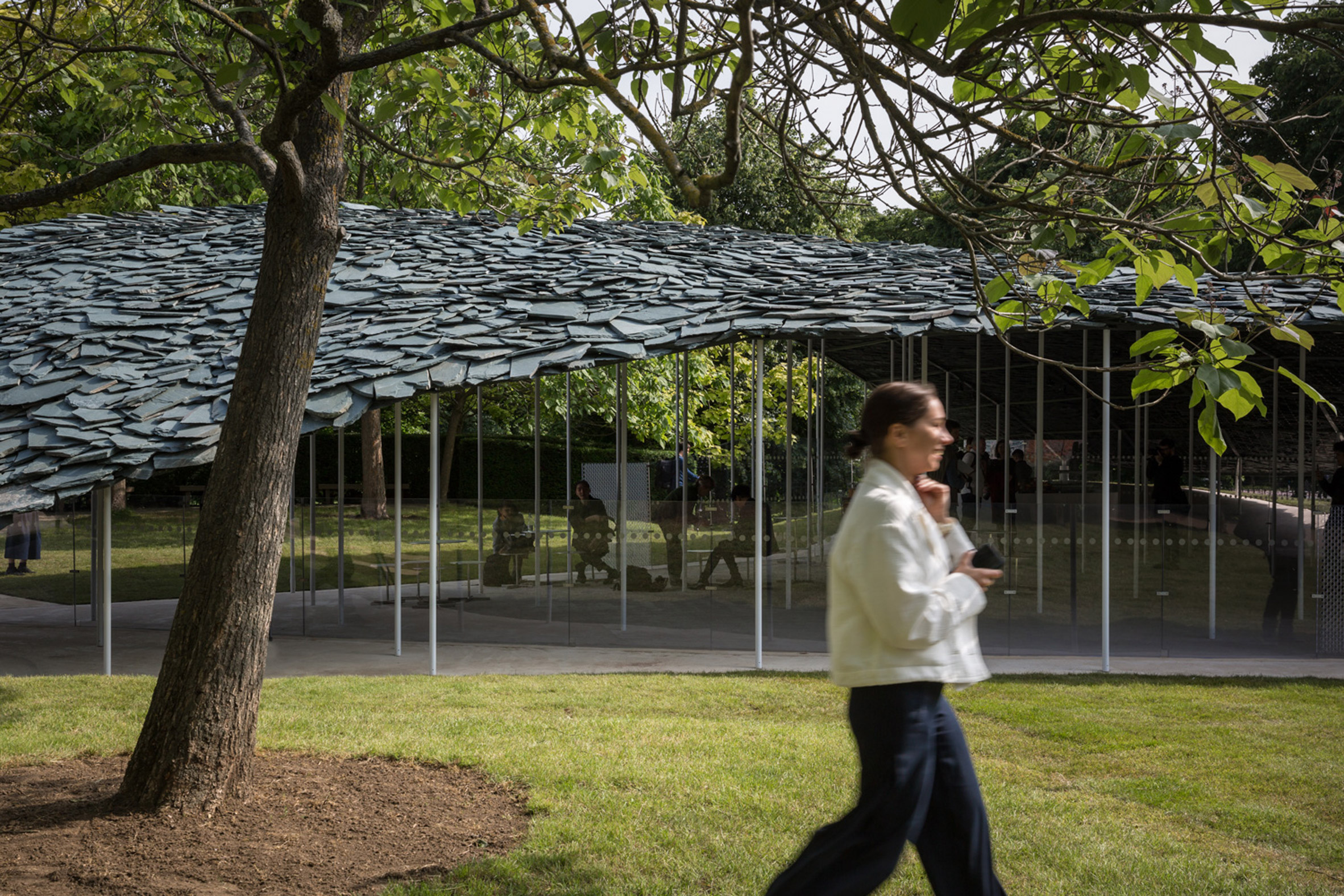 The 19th Serpentine Pavilion by Junya Ishigami with the Concept of “Free Space”